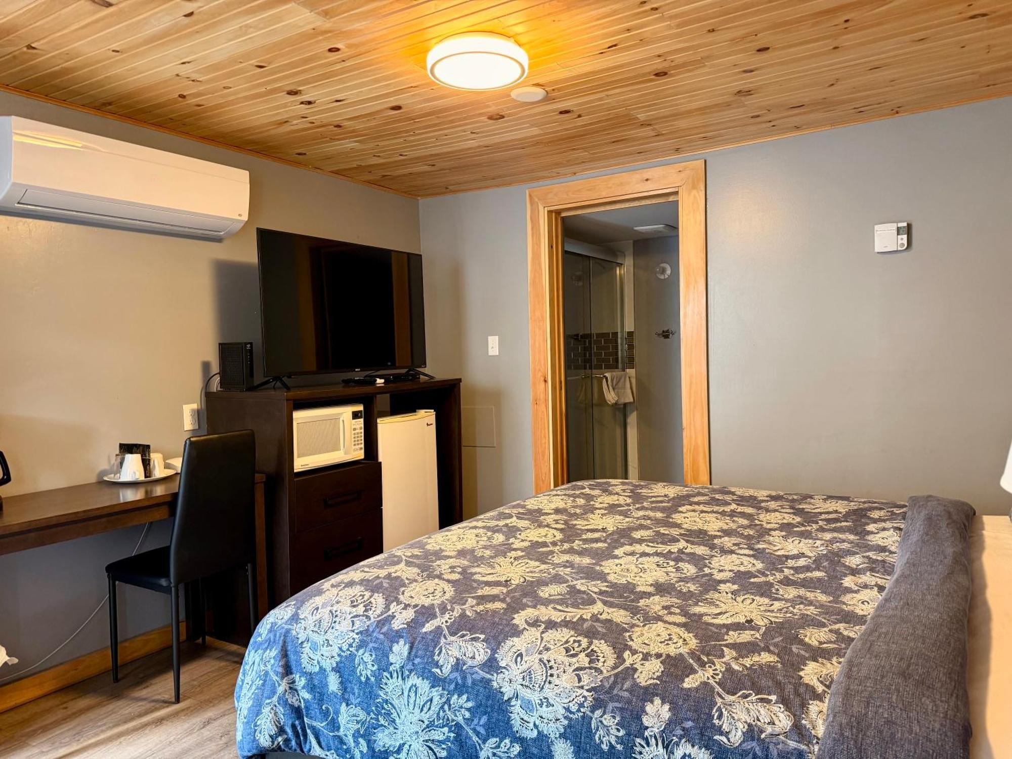 Mackenzie Motel & Cottages Shelburne Dış mekan fotoğraf