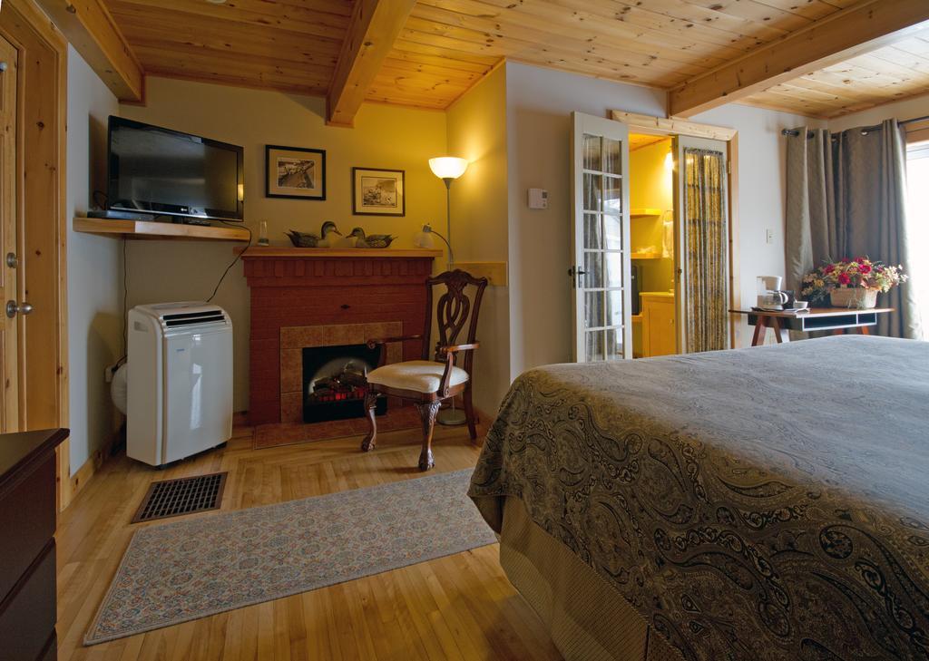 Mackenzie Motel & Cottages Shelburne Dış mekan fotoğraf